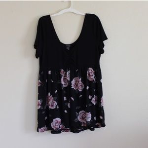 Torrid black and link floral top size 2